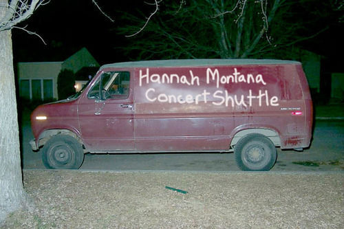 Hannah Montana Concert Shuttle