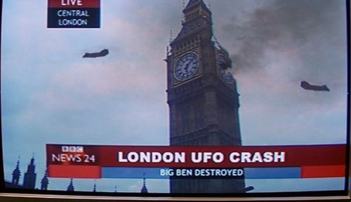 LONDON UFO CRASH BIG BEN DESTROYED