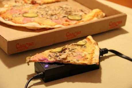 reheating pizza on a laptop charger