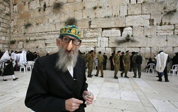 _big_nose_and_the_wailing_wall