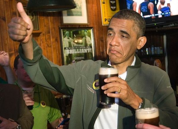 obama drinking guiness thumbs up