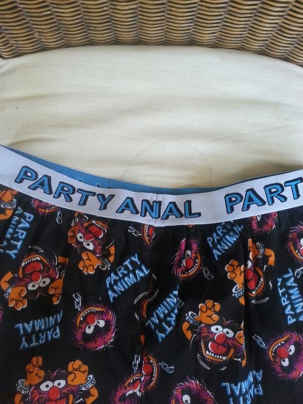 PARTY ANIMAL
 PARTY ANAL