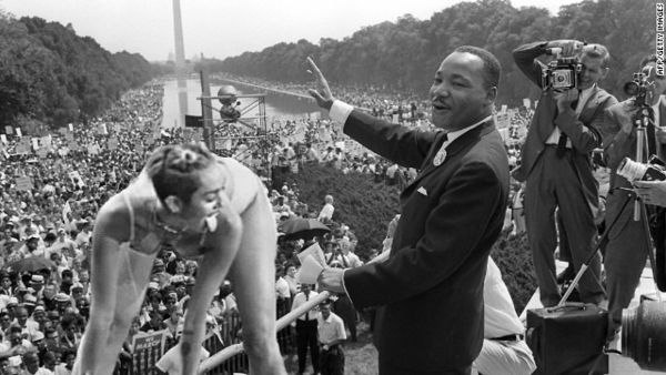 martin luther king slapping miley cyrus