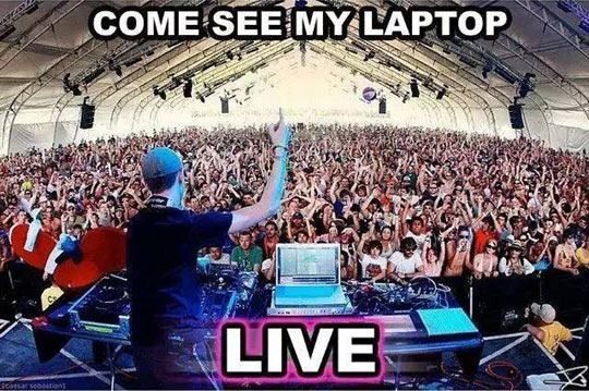 COME SEE MY LAPTOP LIVE